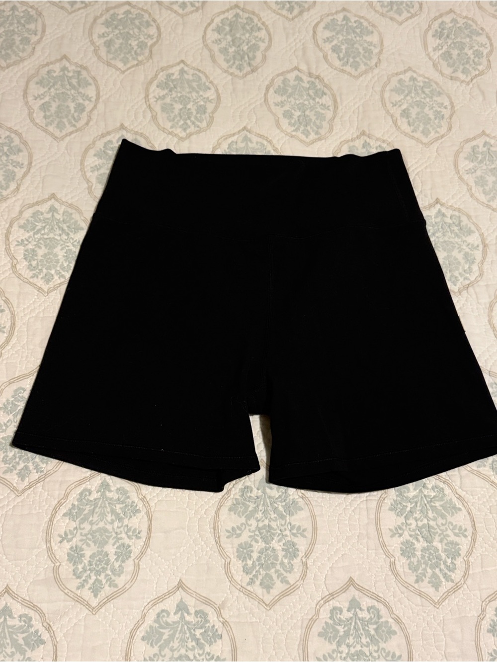 Vuori Black High-Rise Biker Shorts 4”
